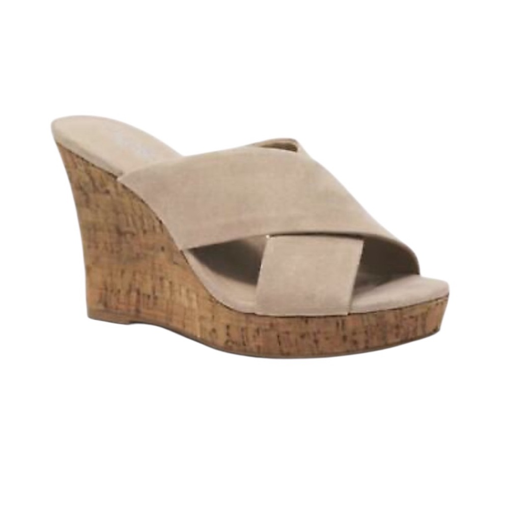New Charles by Charles David Tan Wedge Sandals with‎ Cork Heel Summer Vacation